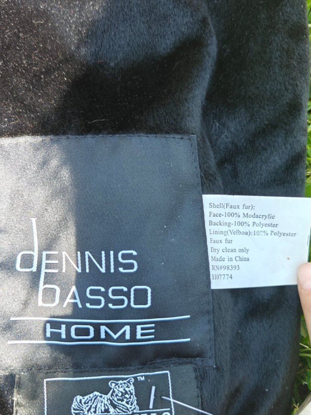 Dennis Basso Tiger Mills Animal Print Faux Fur Throw Blanket Black Brown 64"x53" - Picture 6 of 7